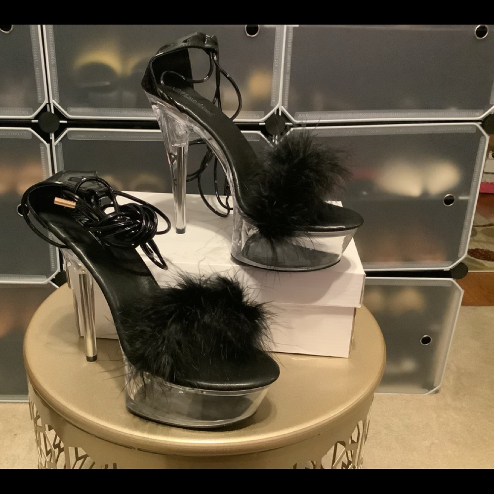 Black Miss Heel sandals